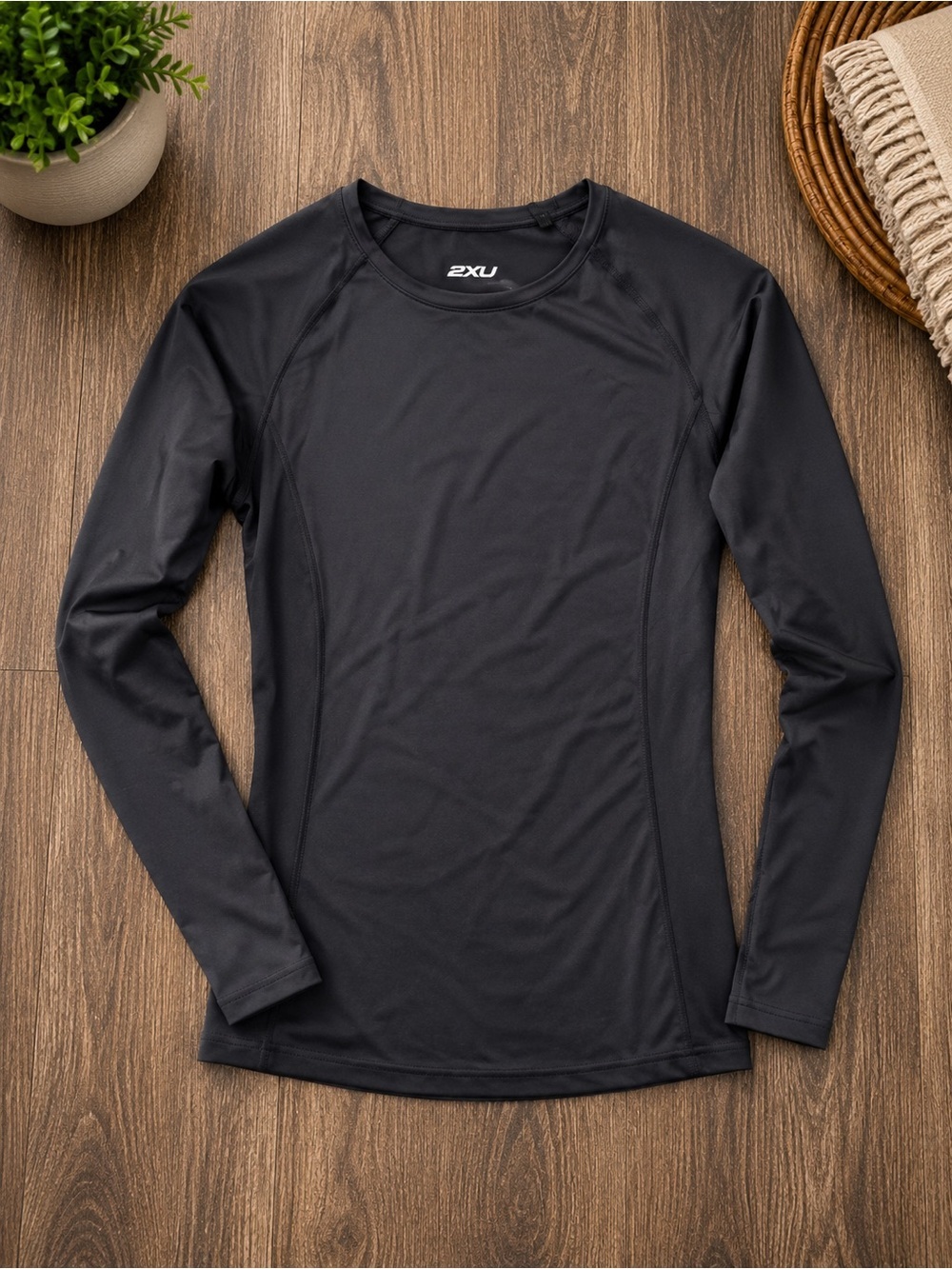 2XU Black Long Sleeve Women's Compression Top